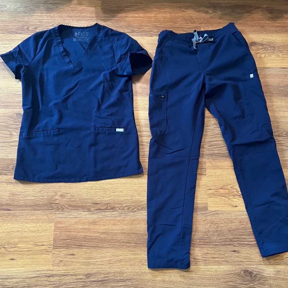 Figs scrubs
